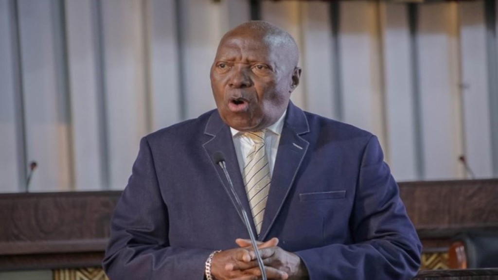 Professeur Kambayi Bwatshia, recteur IFASIC