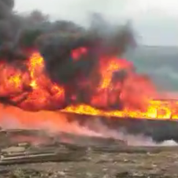 baleinière-en-feu RDC: 20 morts et 11blessés, bilan provisoire de l’incendie de la baleinière à Maluku (officiel)