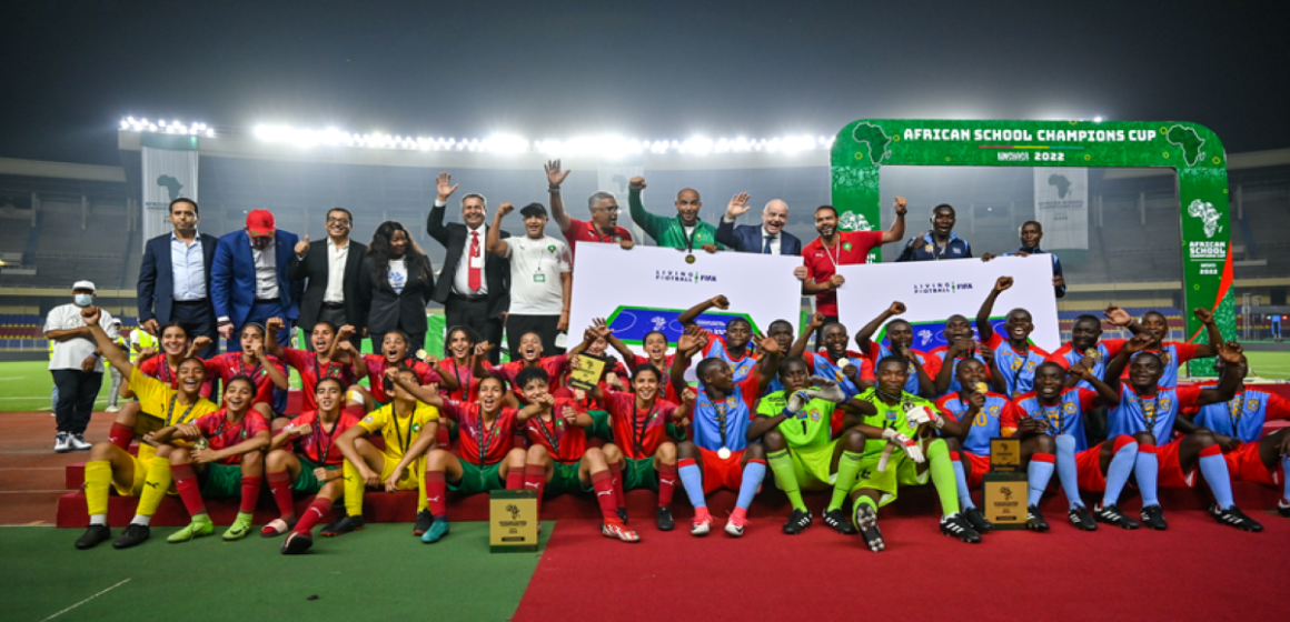 finale-championnat-scolaire-fifa Le Président de la FIFA, Gianni Infantino, a assisté à la finale de la Coupe des Champions Scolaires