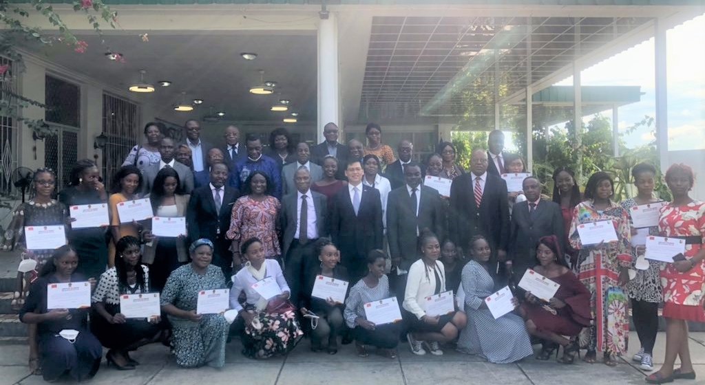 RDC : l&rsquo;ambassade de Chine offre des bourses d&rsquo;études à 24 étudiantes de l&rsquo;UNIKIN