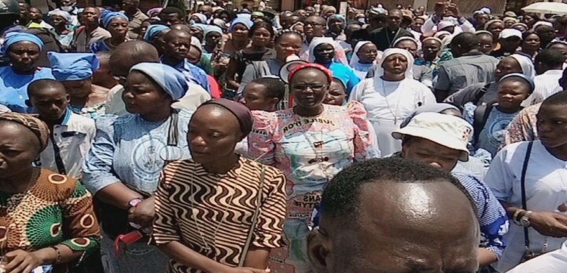 marche-des-cathos-ituri (2) Ituri : les chrétiens catholiques de Bunia ont marché pour exiger la restauration de la paix