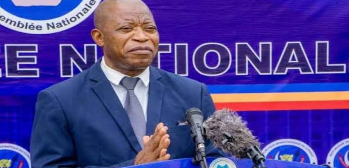 Assemblée nationale : André Mbata désigné pour succéder à Kabund au poste de 1er vice-président