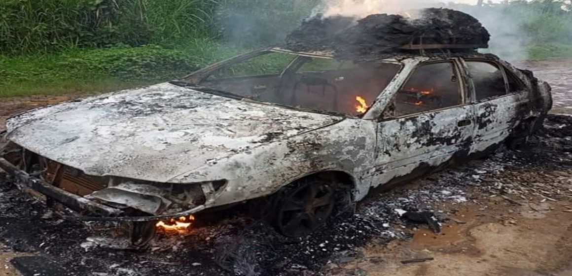 Beni : 5 véhicules incendiés sur la route Beni-Kasindi par les ADF