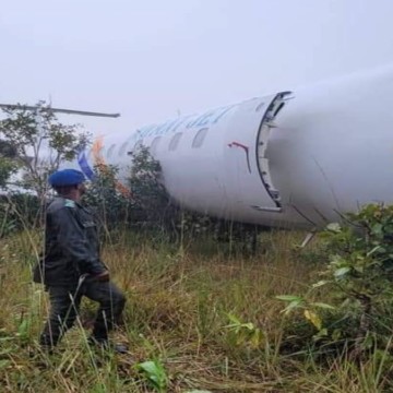 Kolwezi : un avion de Mwant Jet sort de la piste à l’atterrissage, aucun blessé
