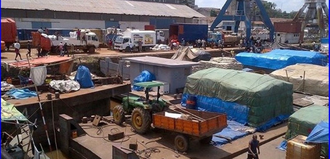 port-onatra-kisangani (2) Tshopo : la multiplicité des services non habilités aux différents ports préoccupe l’auditorat militaire