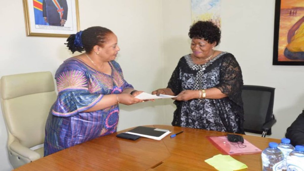La ministre de la Culture rachète la résidence de Papa Wemba