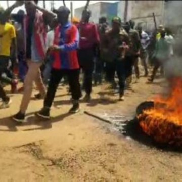 Marche de l’UNAFEC à Lubumbashi : une trentaine de manifestants arrêtés, la police évoque des actes de pillage