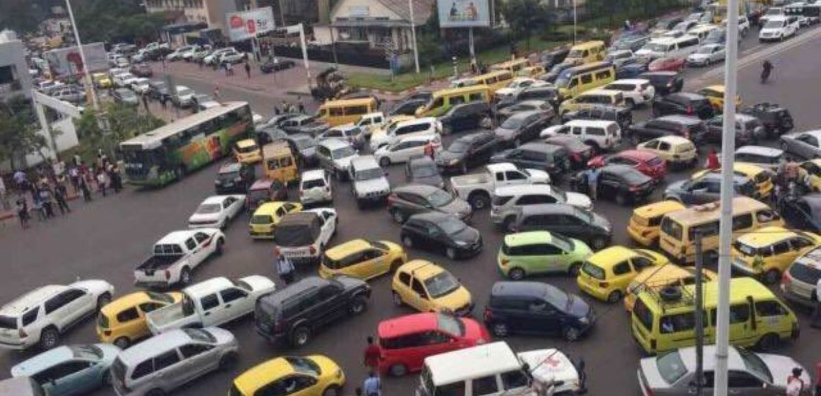 RDC : Sama Lukonde veut mener des actions pour fluidifier le trafic routier à Kinshasa