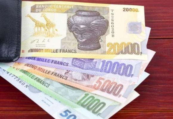 Kwilu : des contrefacteurs de billets de 10.000 FC et 20.000 FC arrêtés à Masimanimba