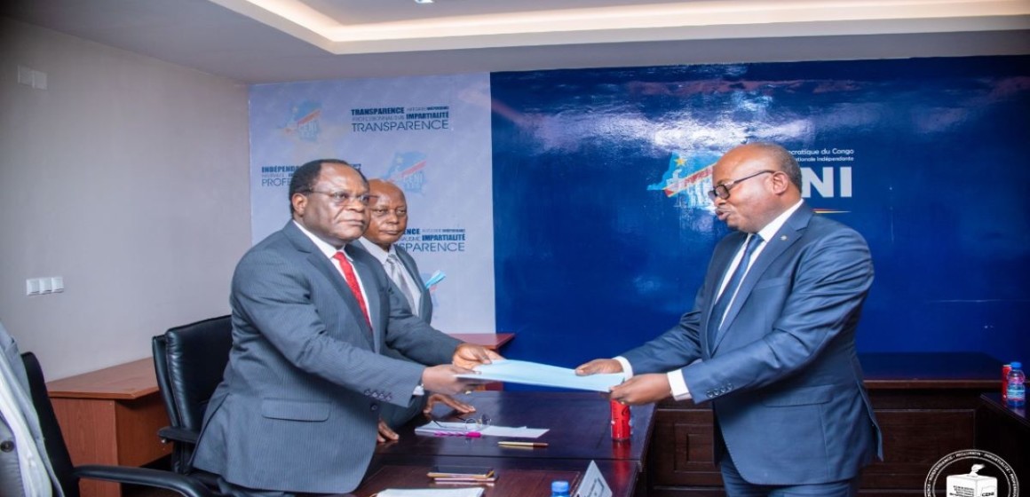 RDC:  Le Caucus des élus du Sud-Ubangi dépose un mémo à la CENI