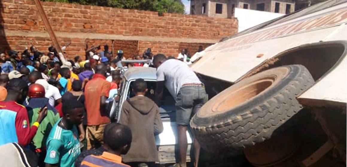 Bunia : 3 enfants meurent percutés dans un kiosque par un camion fou