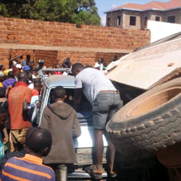 Bunia : 3 enfants meurent percutés dans un kiosque par un camion fou