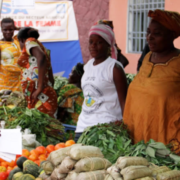 Le CDE demande une réduction des démarches administratives et financières pour les femmes