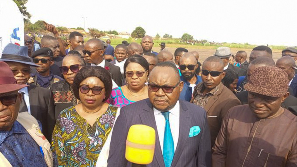 Le gouvernement congolais assiste les déplacés de Kwamouth