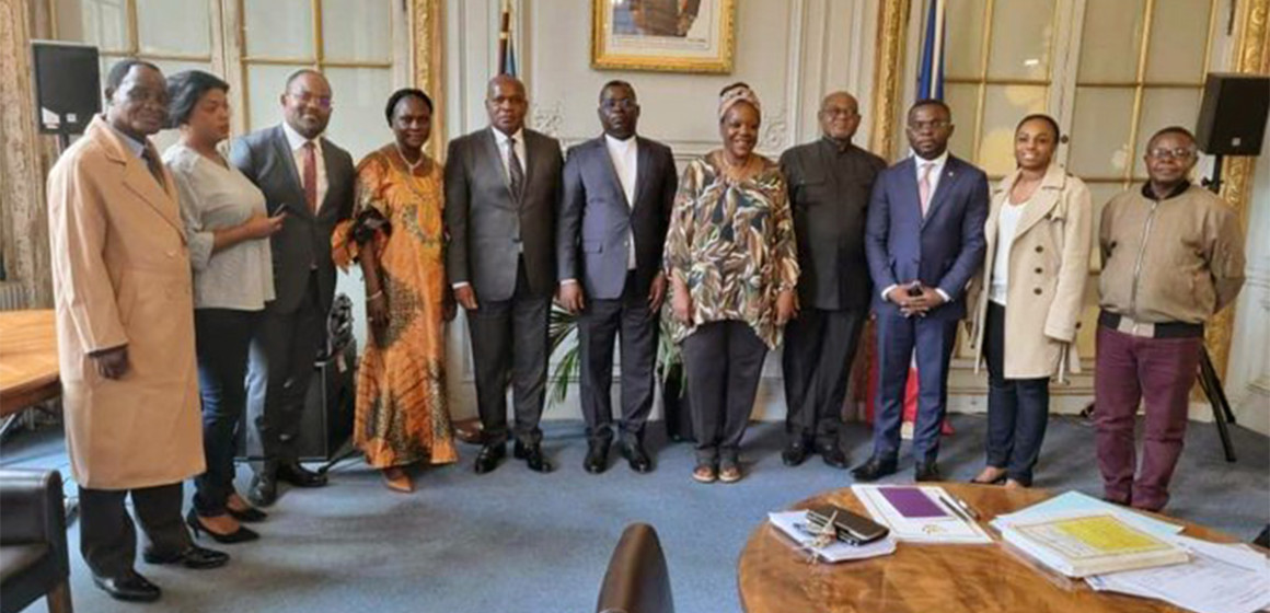 Une équipe de la CENI à l'ambassade-RDC en France