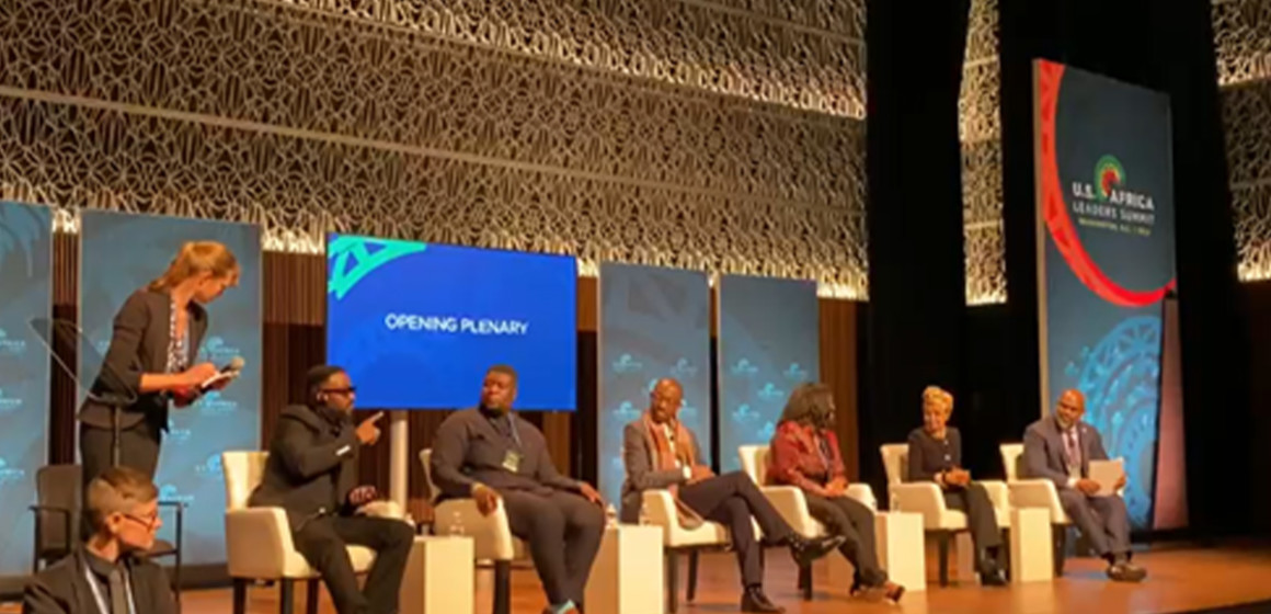 fally-ipupa-sommet-usa-afrique.png Fally Ipupa au sommet USA-Afrique