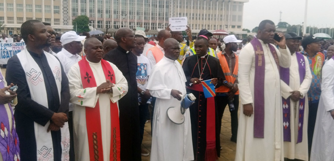 marche-catholiques2 Les évêques catholiques marchent contre l'agression de la RDC