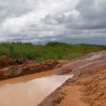 La route Boma-Moanda dans le Kongo central