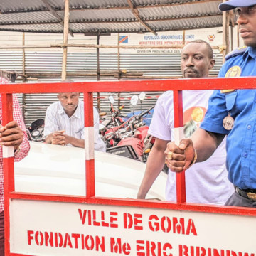 eric-birindwa Séparateurs offerts par la fondation Eric Birindwa à la PCR Goma