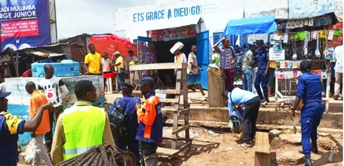 Kanzala Bukalanga opération d'évacuation du blvd Lumumba à Tshikapa