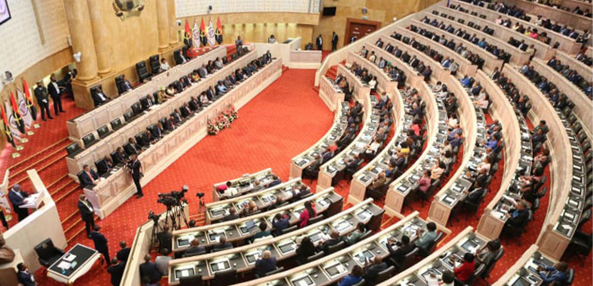 parlement-angolais Parlement angolais