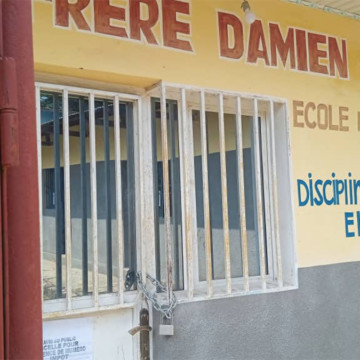 Collège Damien Dieza scellé