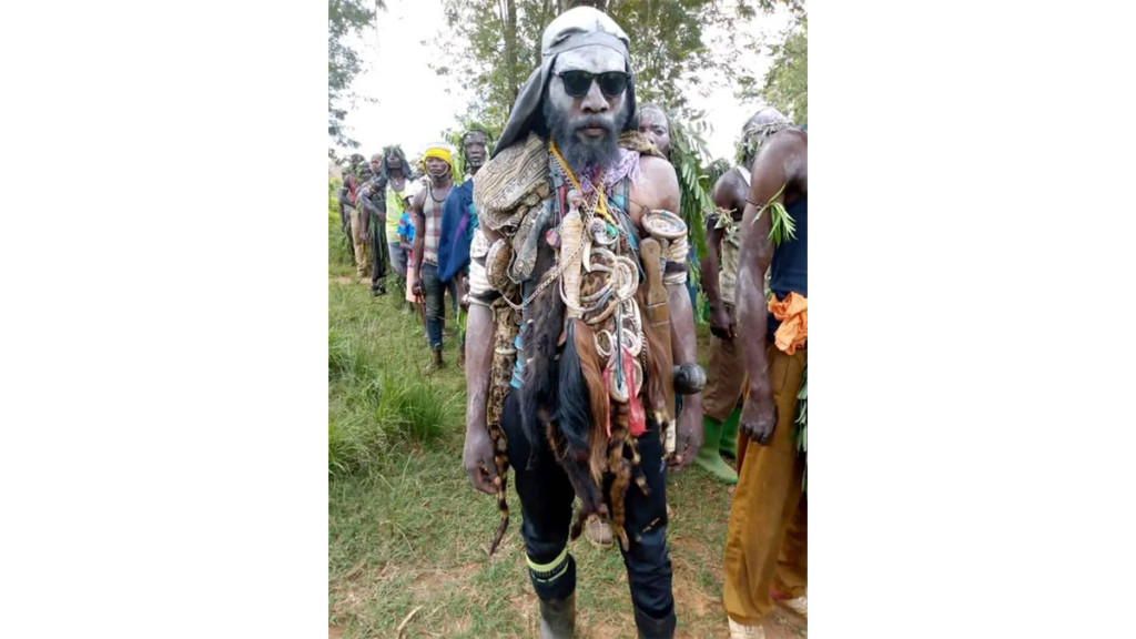 Eléments de la milice Mobondo