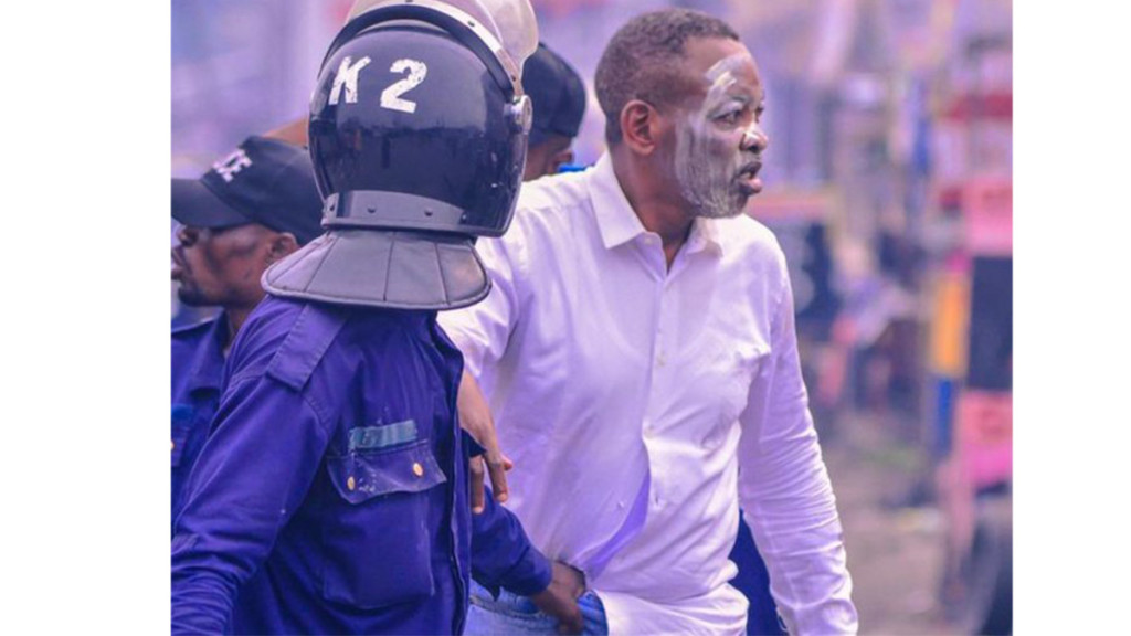 Mike Mukebayi Nkoso arrêté
