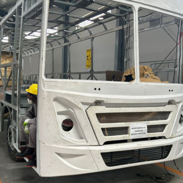 Carcasse de bus Mercedes Benz