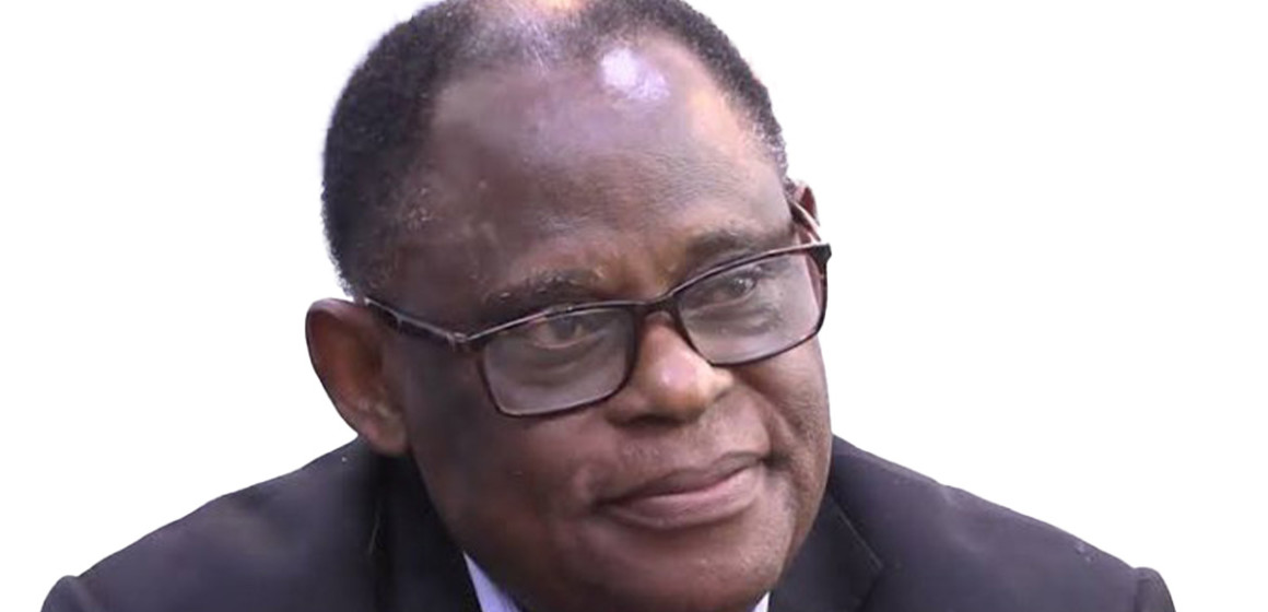 Isidore Ndaywel Historien