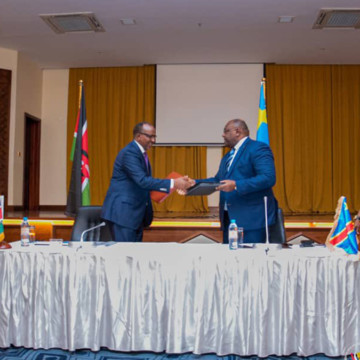 Pierre Bemba et le ministre de la Défense du Kenya
