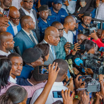 Dépôt de candidature de Martin Fayulu