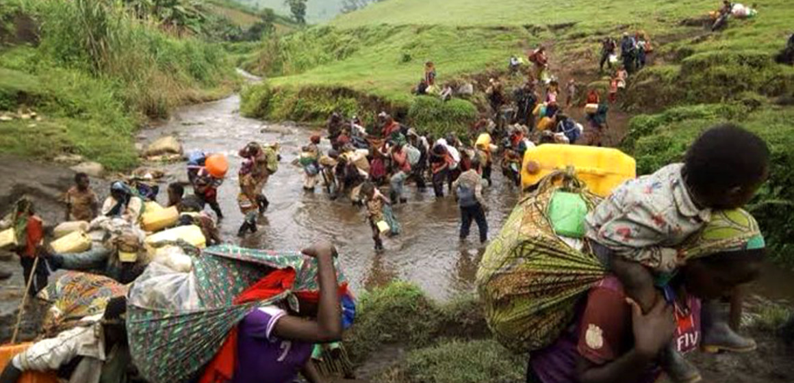 population-kwamouth Passagers bloqués à Kwamouth par les Mobondo