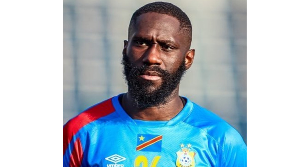 Masuaku buteur sur coup franc contre la Guinée