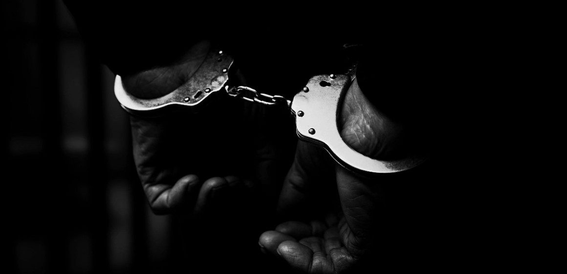 personne-menottee Personne menottée
