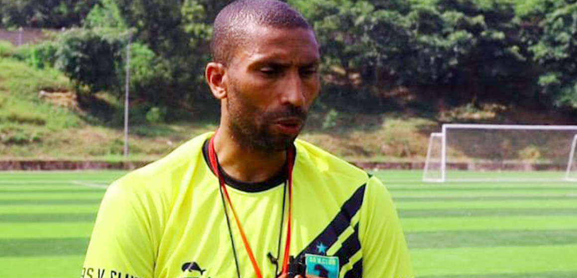 Le coach Abdelslam Ouaddou à l'entrainement (ph droits tiers)