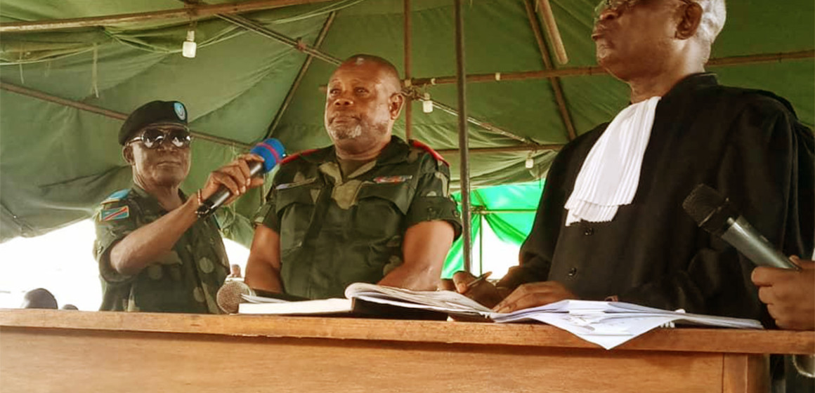 general-djadjidja Général Zelwa Djadjidja à la Haute cour militaire de Kinshasa au procès Chebeya