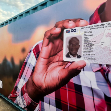 Carte d'identité produite par l'ONIP