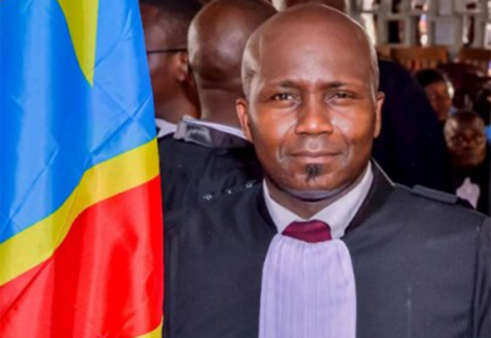 Zeph Zabo avocat et auteur 