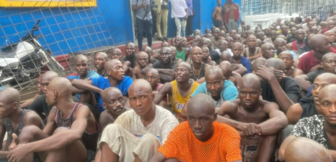 Groupe de Kuluna en partance pour Kanyama Kasese