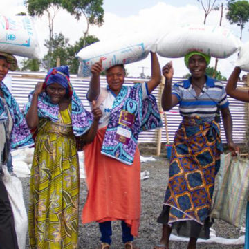 Collecte de l'Université officielle de Mbuji-Mayi pour les femmes de l'est