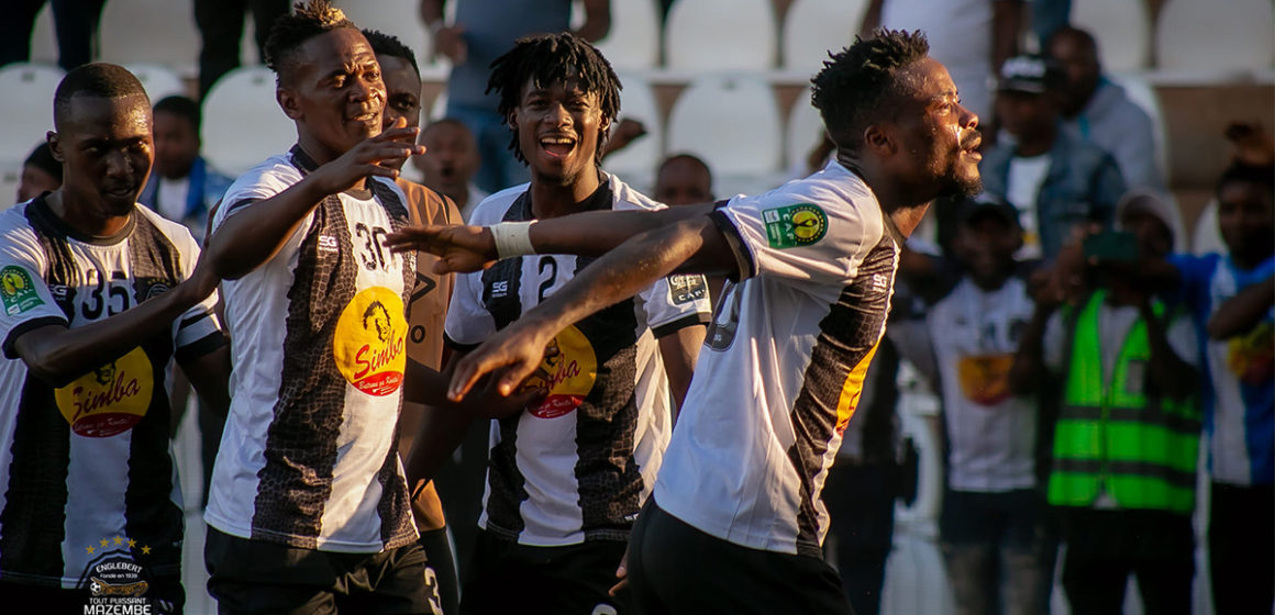 Joueurs du TP Mazembe dans la joie de la victoire