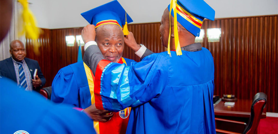 vital-kamerhe-toge Vital Kamerhe reçoit la toge de professeur d'université