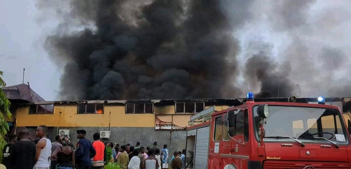 Incendie dépôt pharmaceutique CAMEKIS à Kisangani