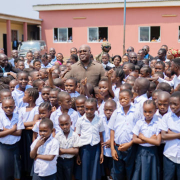 Le président Tshisekedi à l'école du Camp Tshatshi