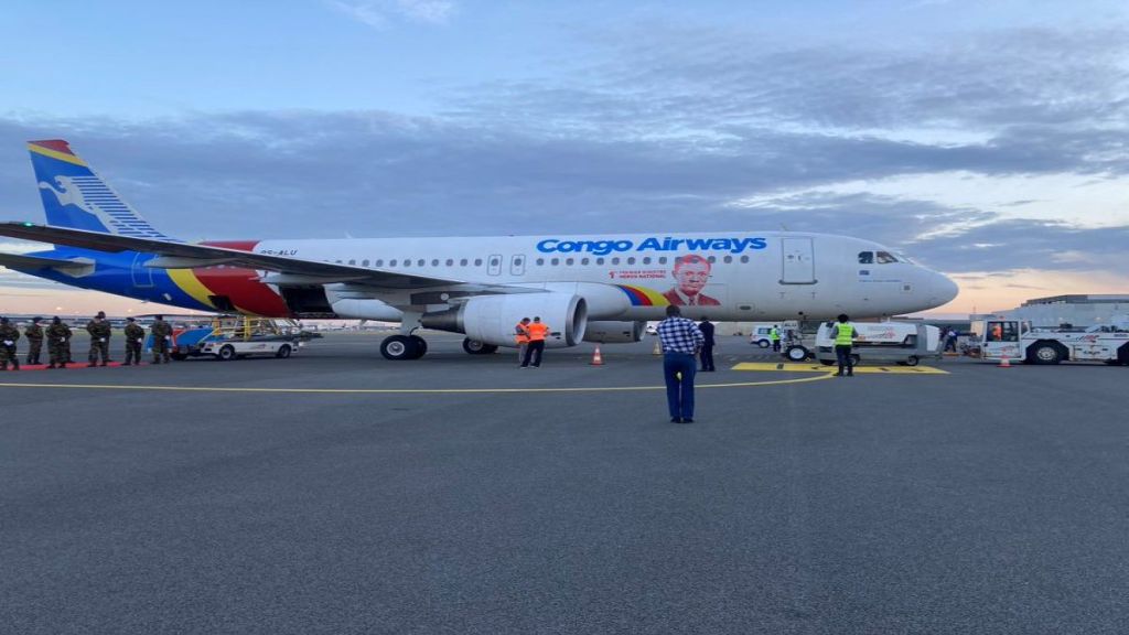 Airbus A320 de Congo Airways