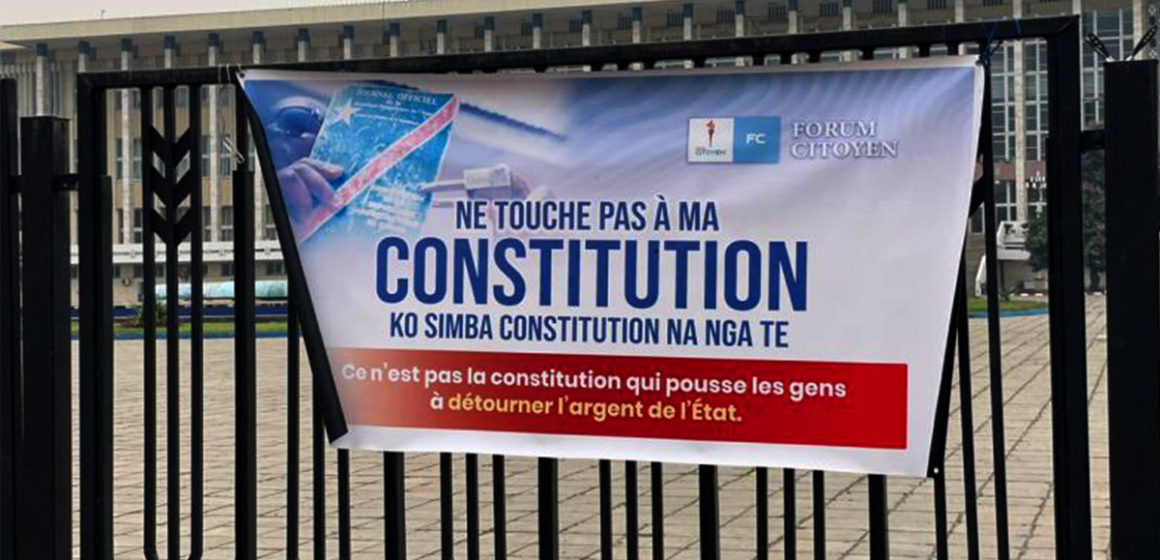 Forum citoyen contre la révision constitutionnelle