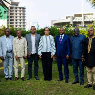 Raissa Malu et les députés 3 alliances