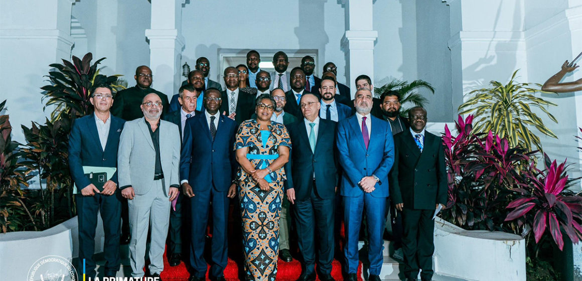 Suminwa-importateurs Judith Suminwa et les importateurs